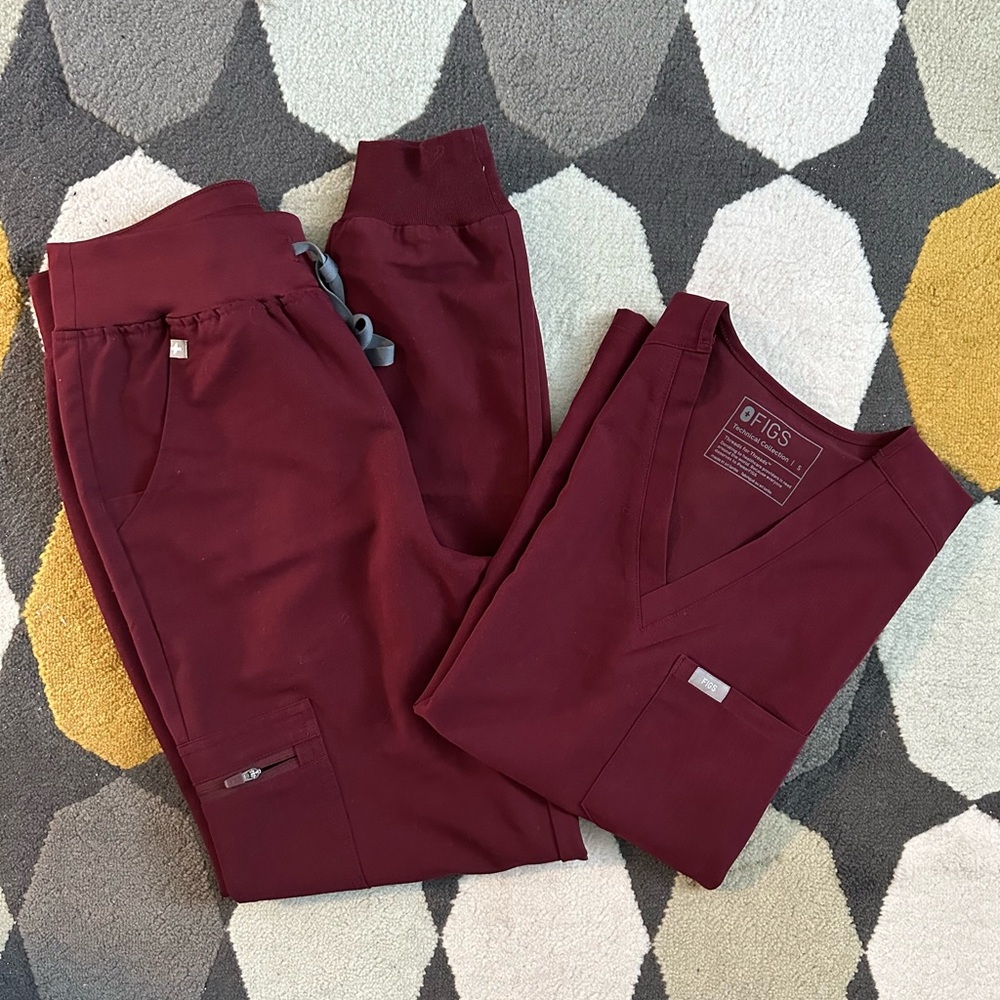 Figs Burgundy Scrubs